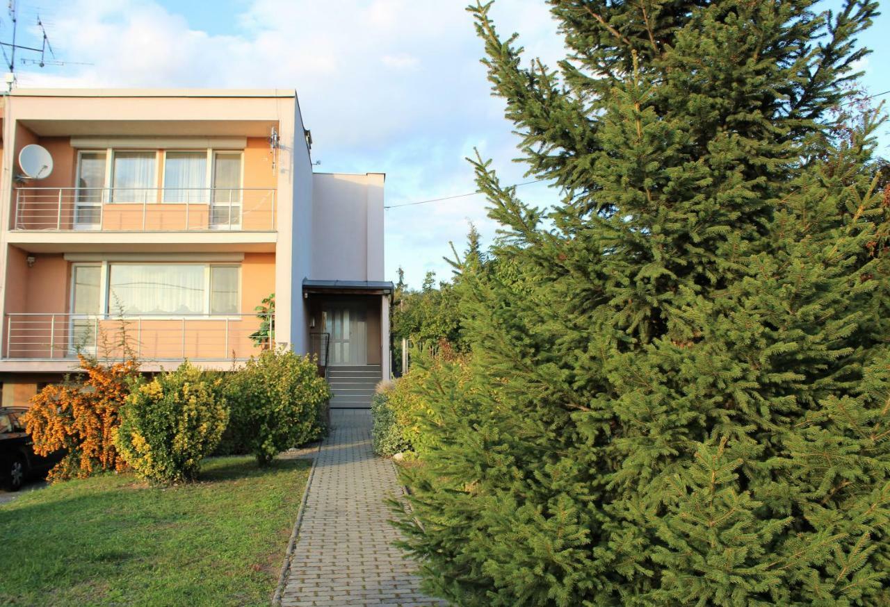 Ubytovani Marketa Perná Exterior foto