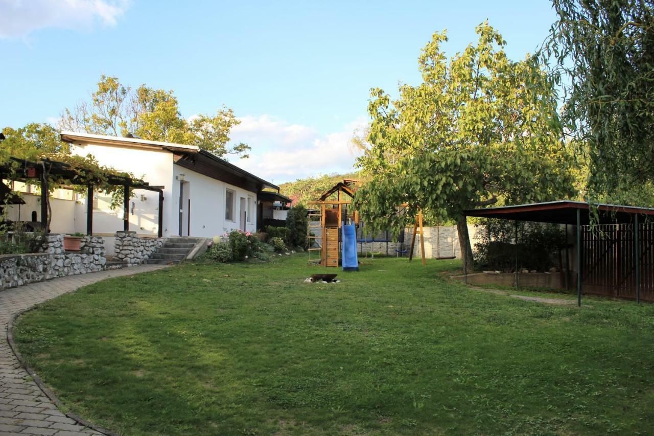 Ubytovani Marketa Perná Exterior foto